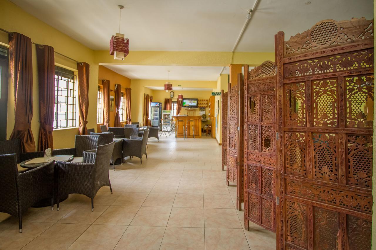 Kisoro Tourist Hotel Extérieur photo