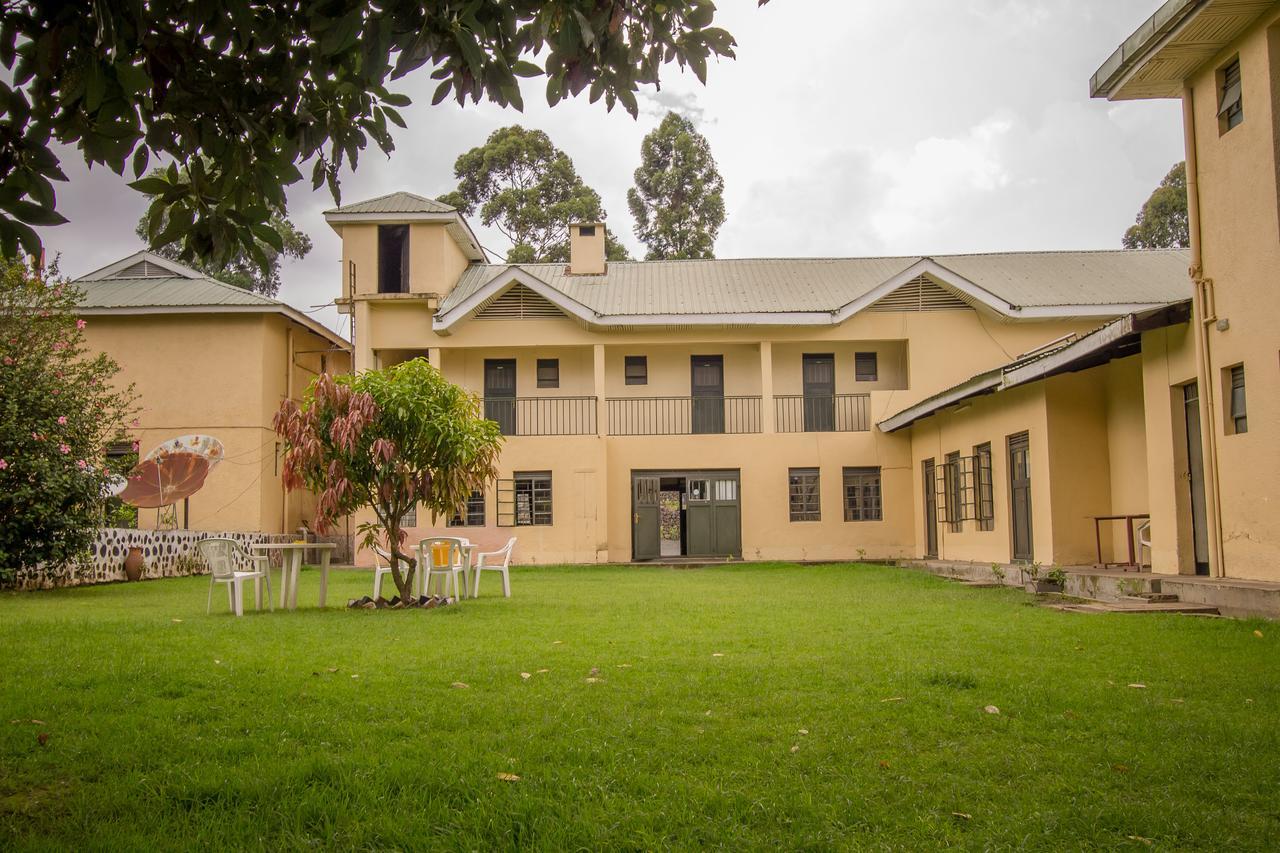 Kisoro Tourist Hotel Extérieur photo
