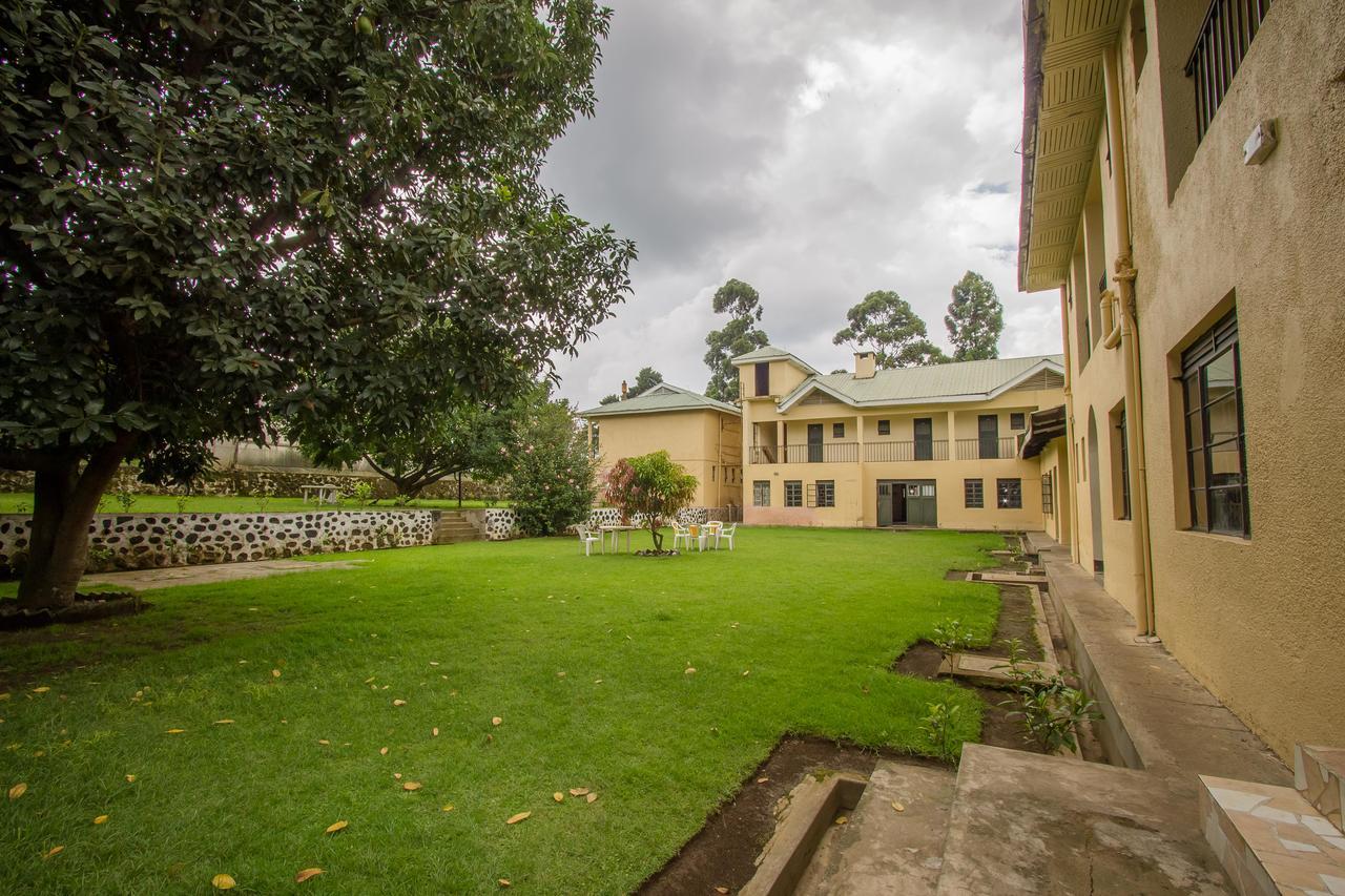 Kisoro Tourist Hotel Extérieur photo